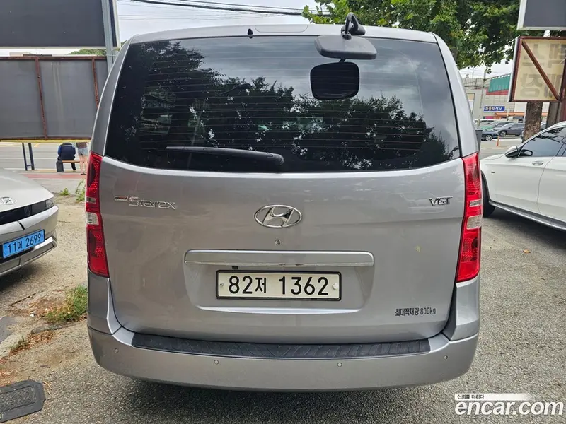 Hyundai H-1