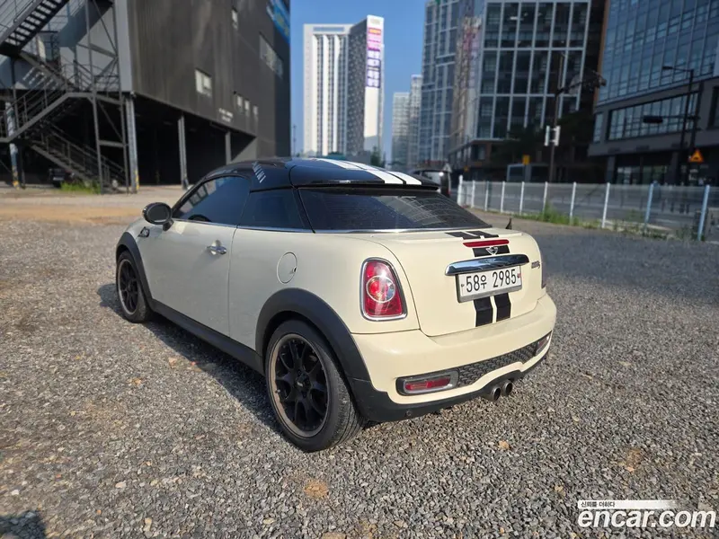 Mini Coupe