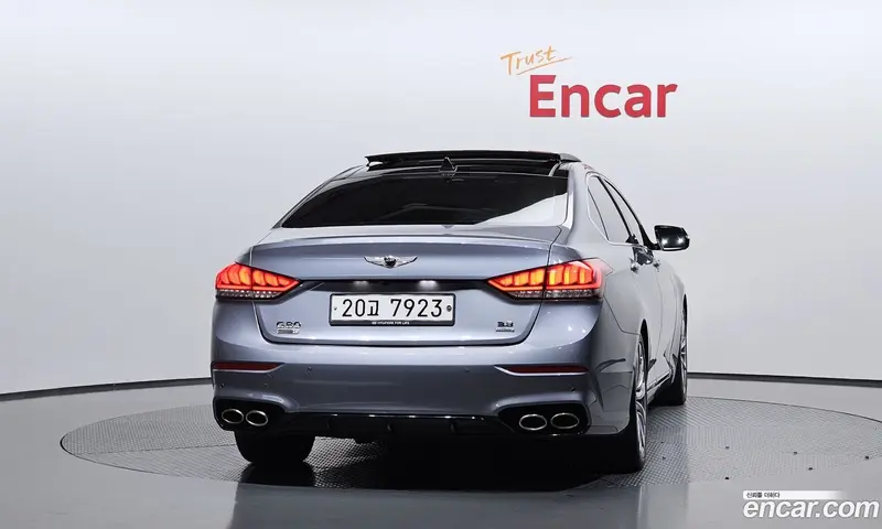Hyundai Genesis