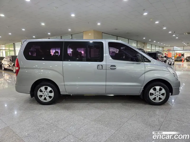 Hyundai H-1