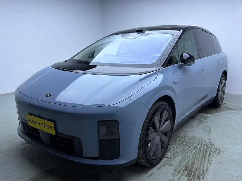 Li Auto i8