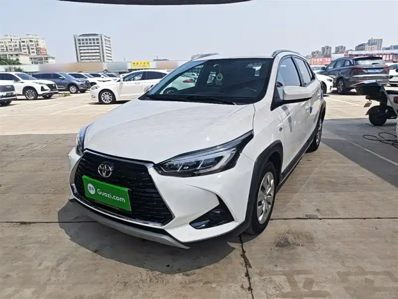 Toyota Yaris L