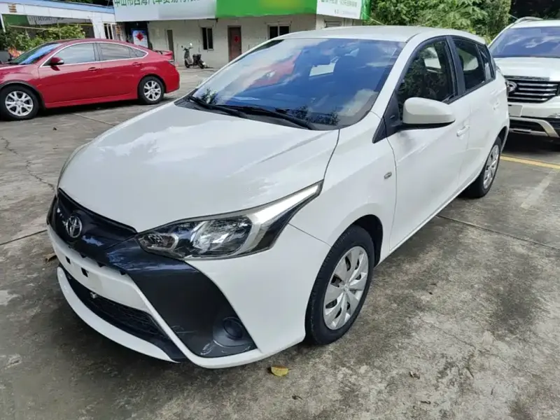 Toyota Yaris L