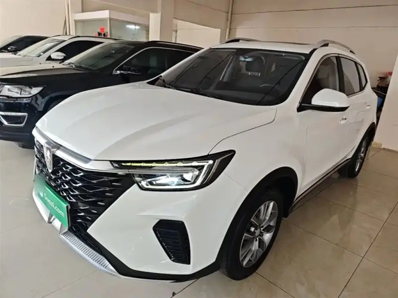 Roewe MG HS (RX5)
