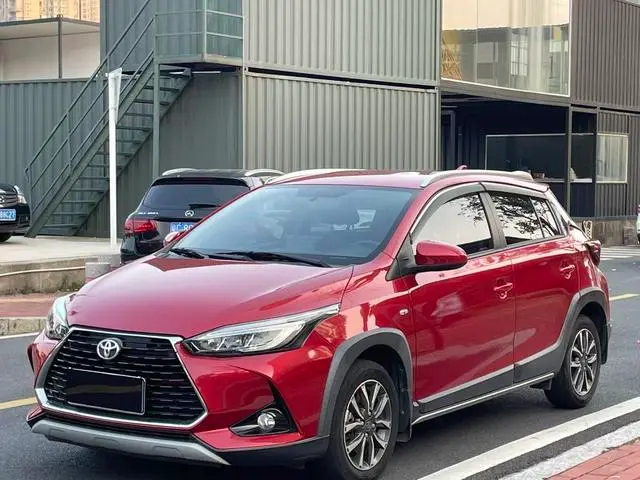 Toyota Yaris L
