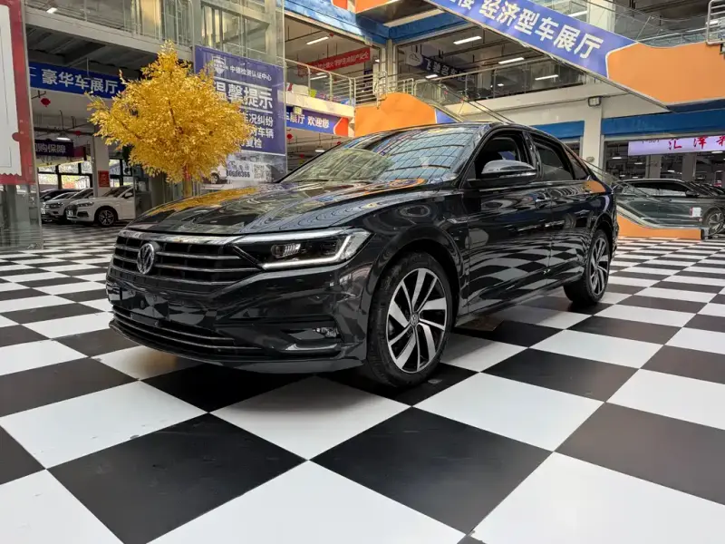 Volkswagen Sagitar