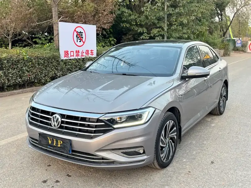 Volkswagen Sagitar