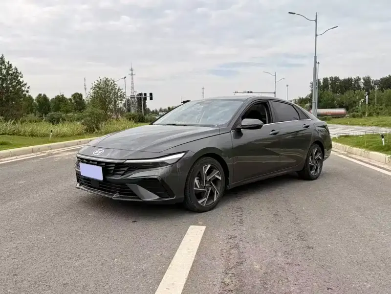 Hyundai Elantra