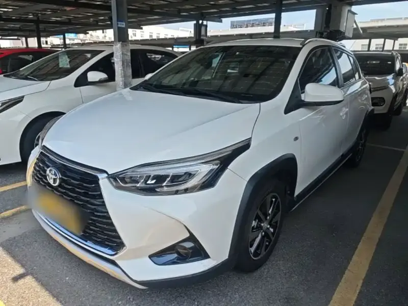 Toyota Yaris L