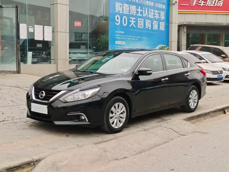 Nissan Teana