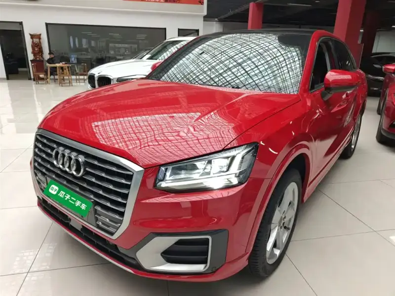 Audi Q2L