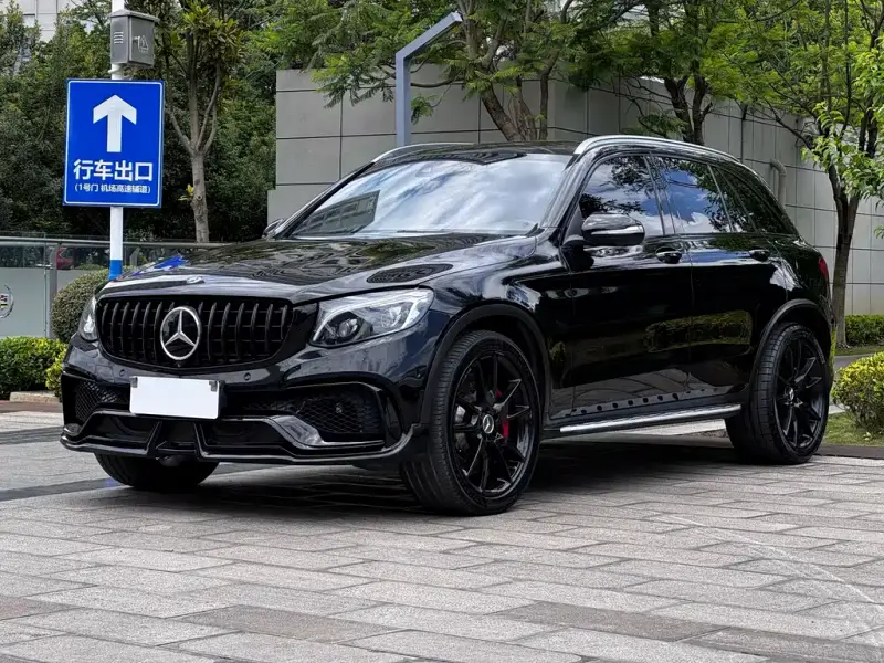 Mercedes-Benz GLC AMG