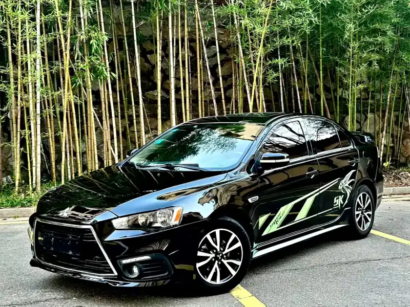 Mitsubishi Lancer EX