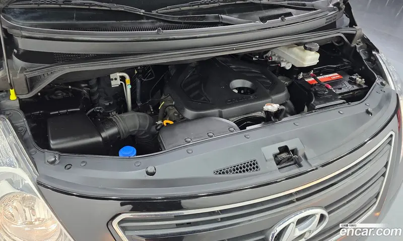 Hyundai H-1