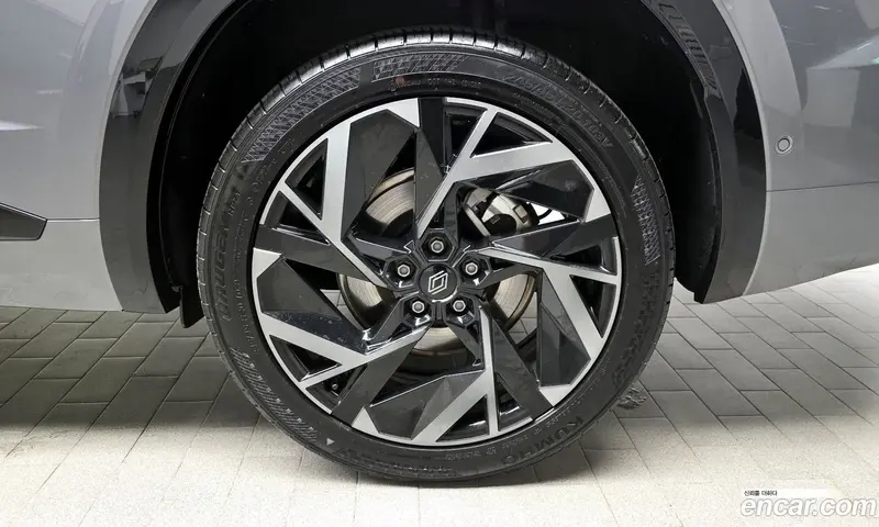 Renault-KoreaSamsung Koleos L (Grand Koleos)