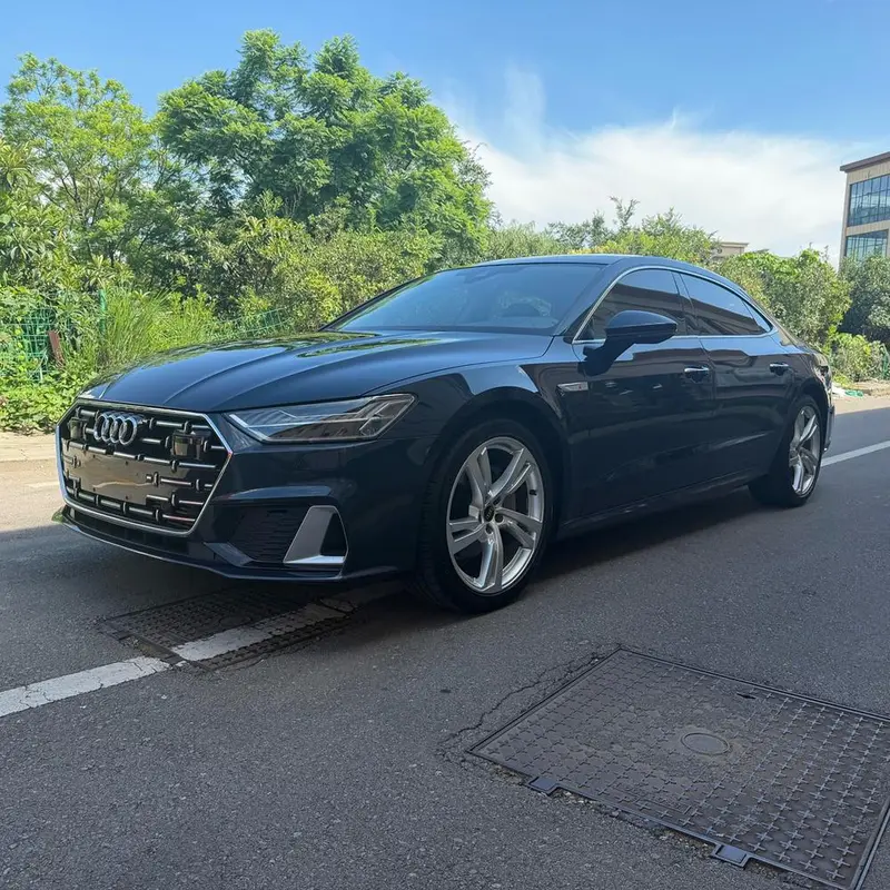 Audi A7L