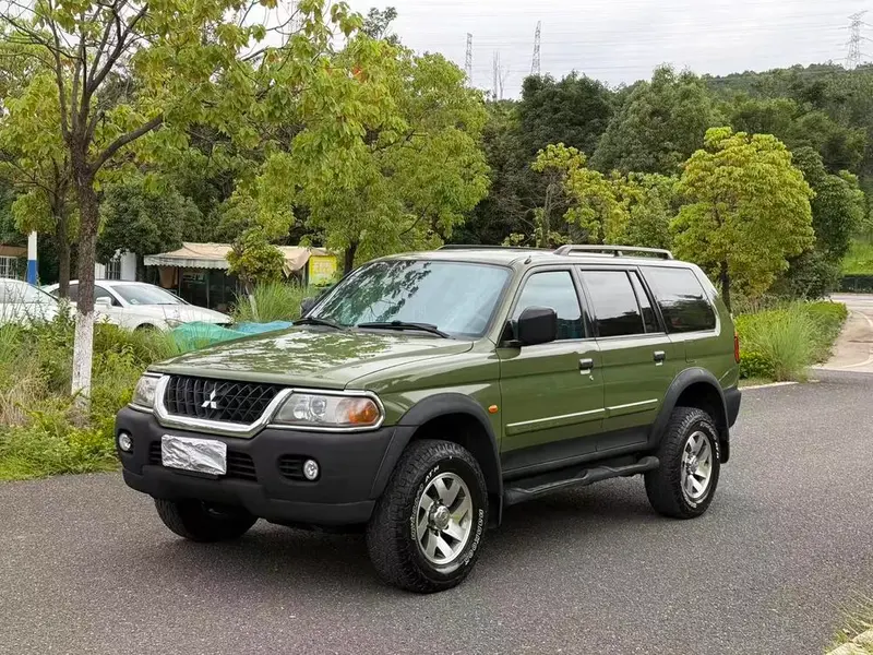 Mitsubishi Pajero Sport