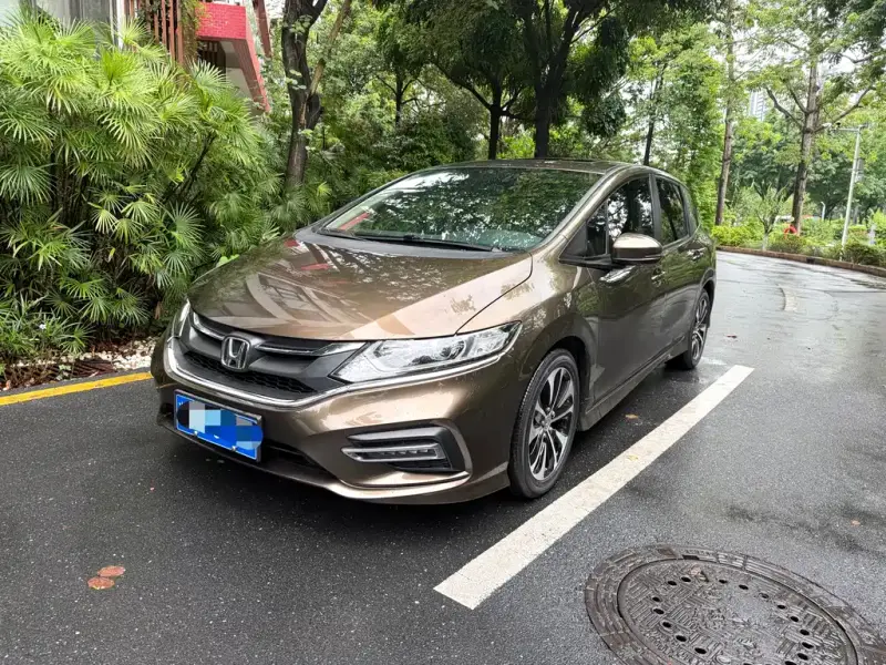 Honda Jade
