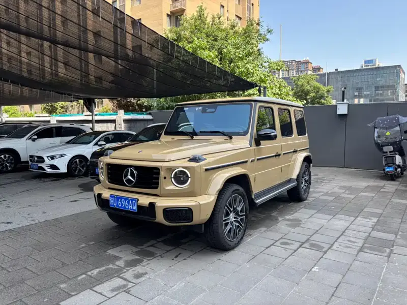 Mercedes-Benz G-Class