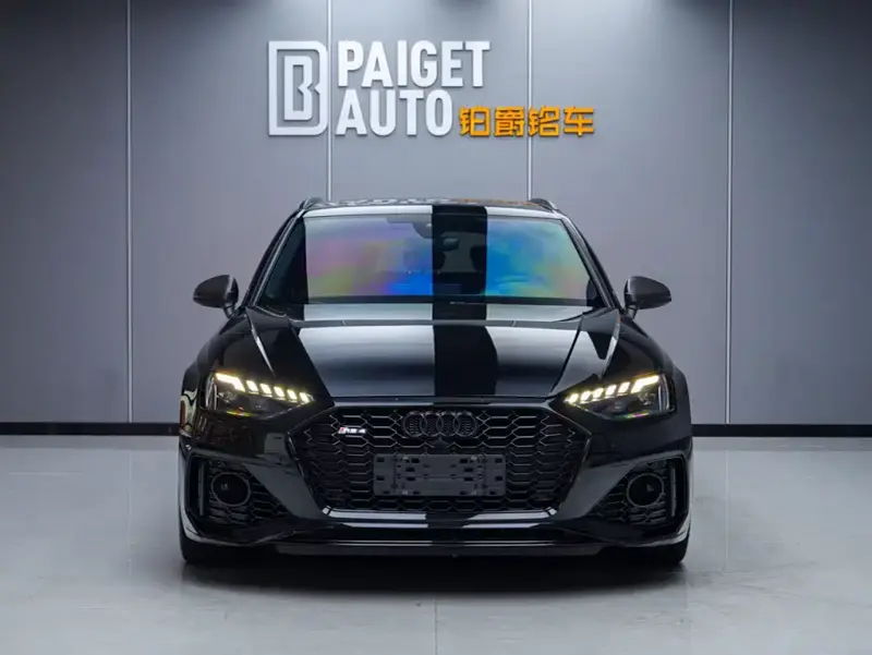 Audi RS 4