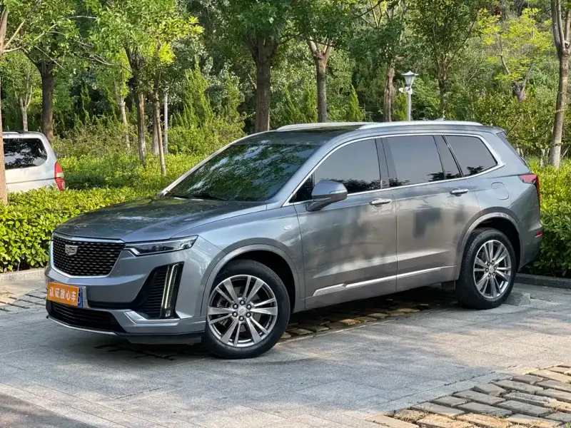 Cadillac XT6