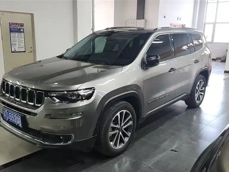 Jeep Grand Commander
