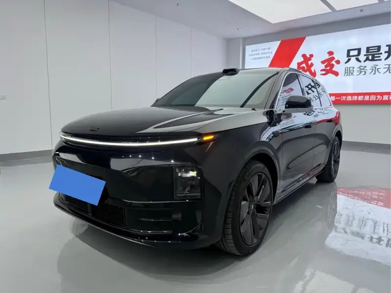 Li Auto L6