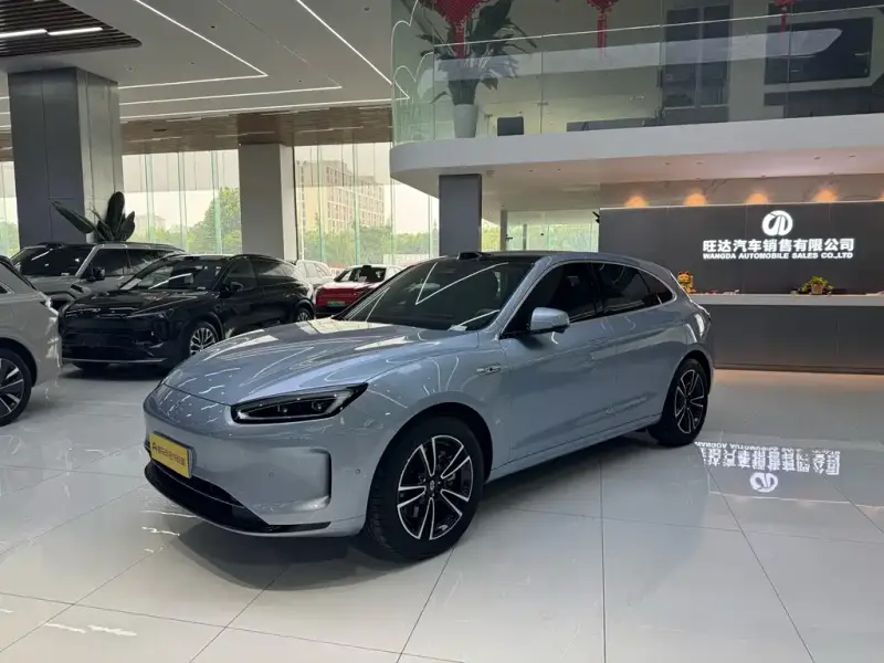 AITO M5