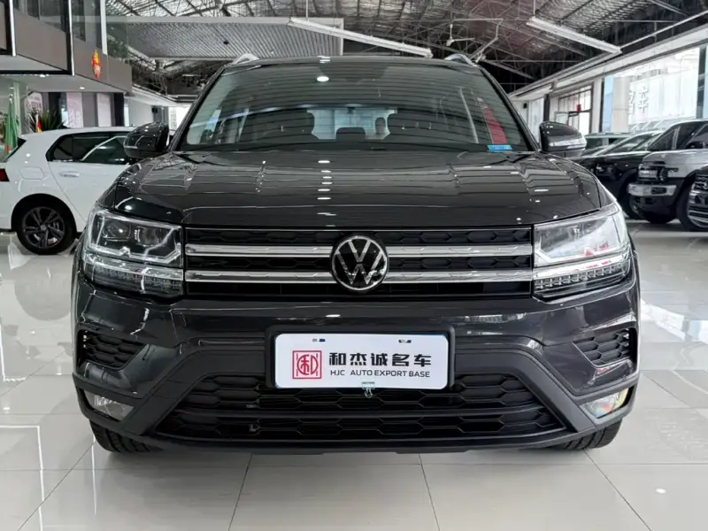 Volkswagen Tharu