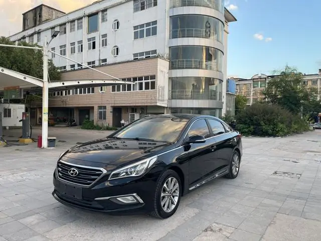 Hyundai Sonata LF