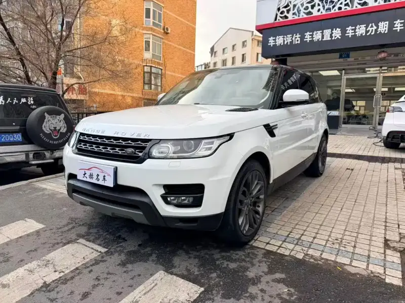 Land Rover Sport