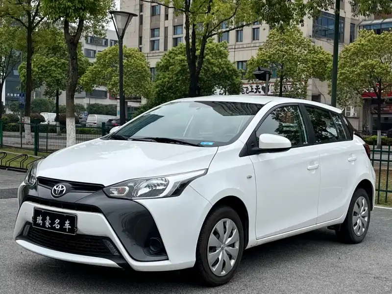 Toyota Yaris L