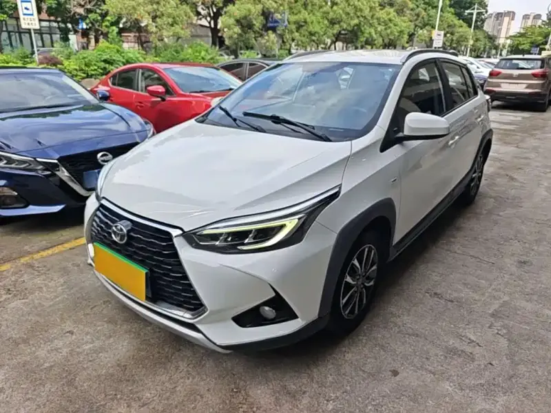 Toyota Yaris L