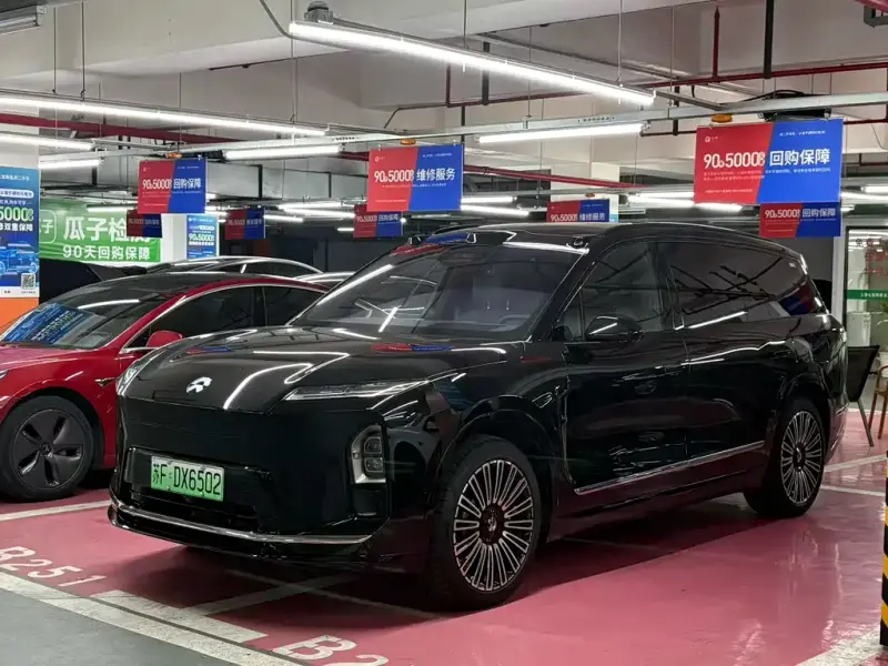 NIO ES8