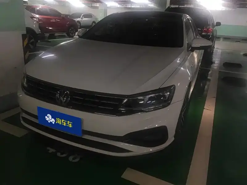 Volkswagen Lamando