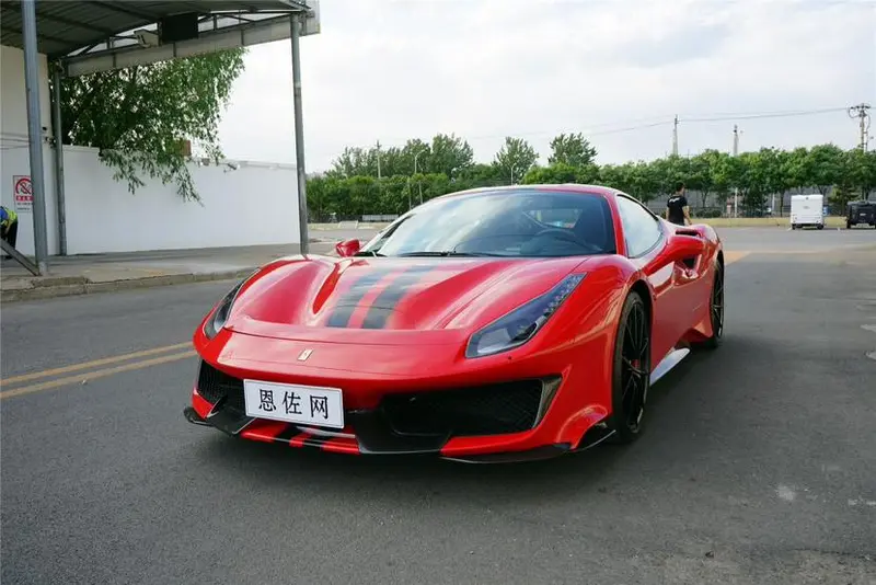 Ferrari 488