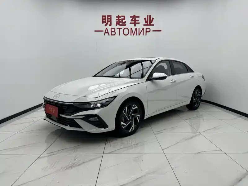 Hyundai Elantra