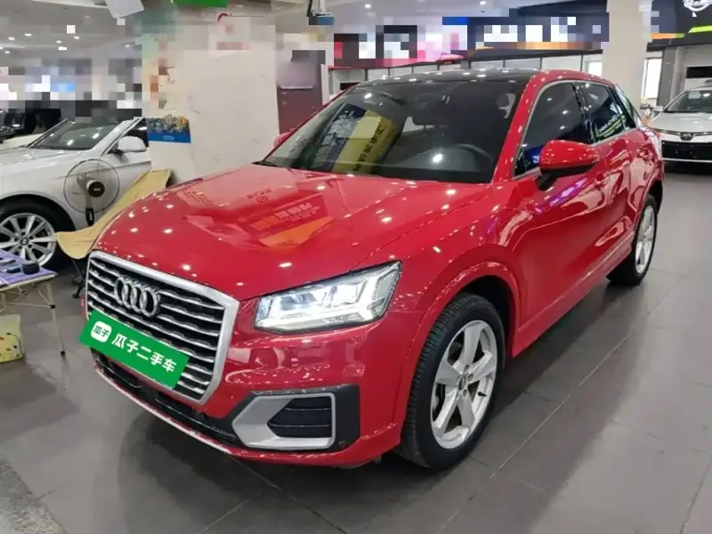 Audi Q2L