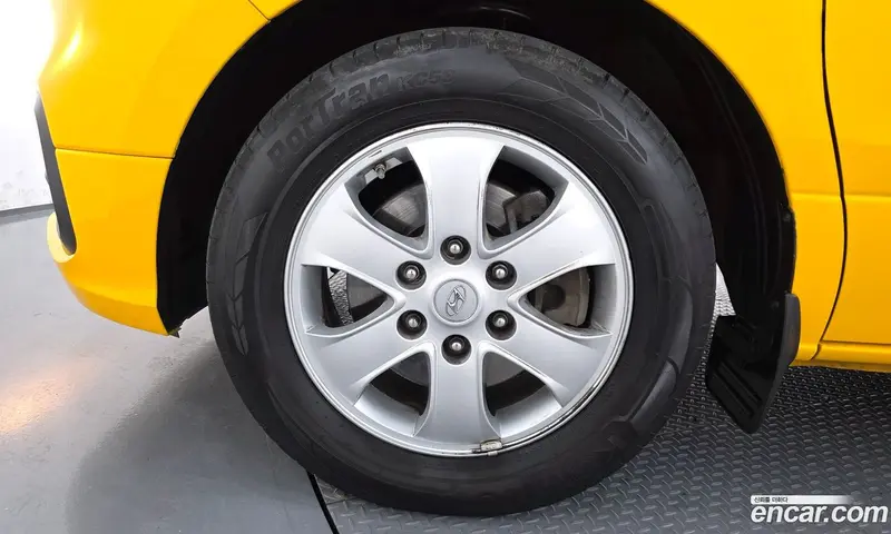 Hyundai H-1