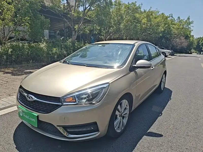 Chery Arrizo 5