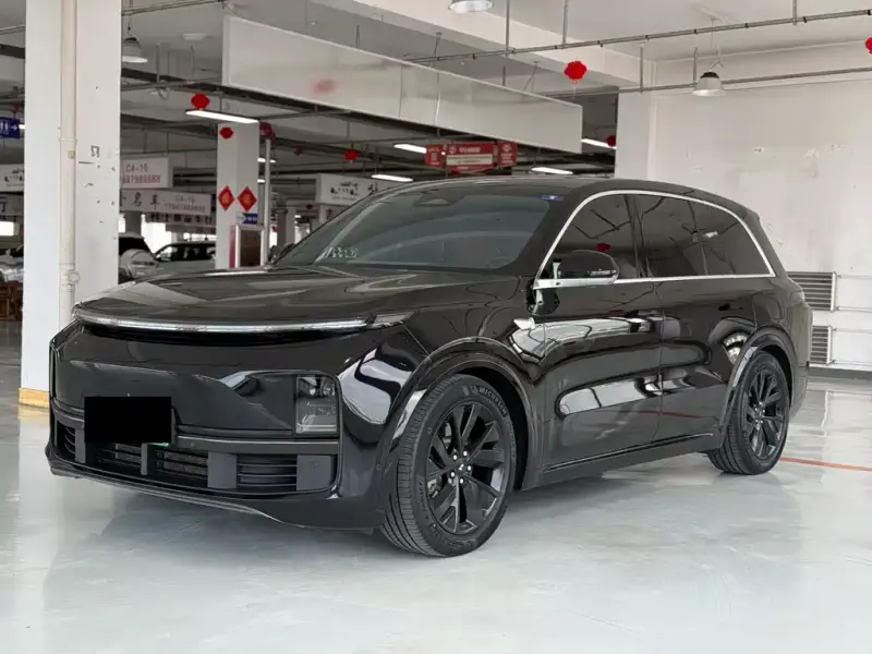 Li Auto L8