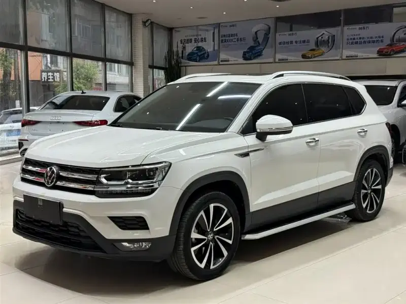 Volkswagen Tharu
