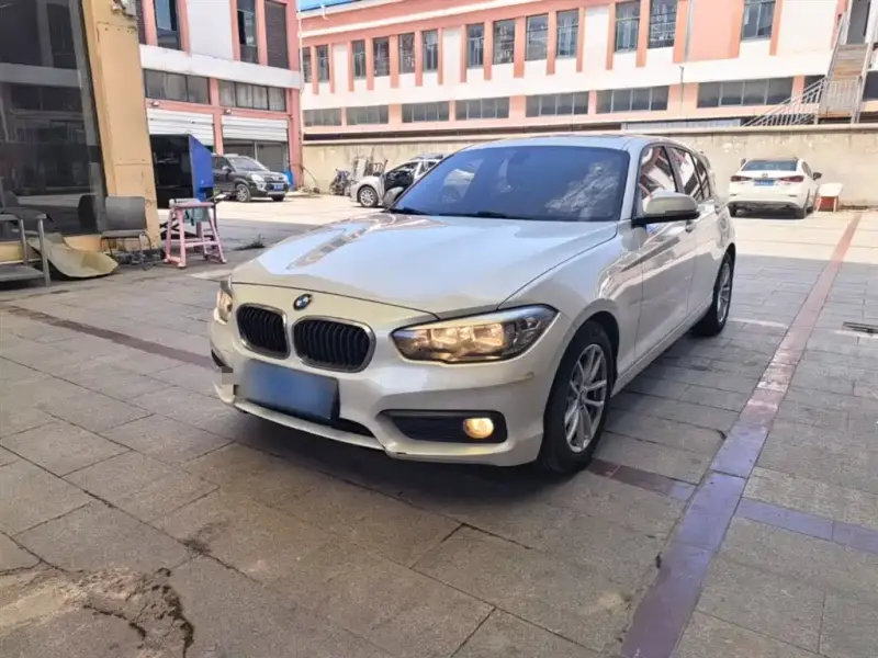 BMW 1 Series (Import)