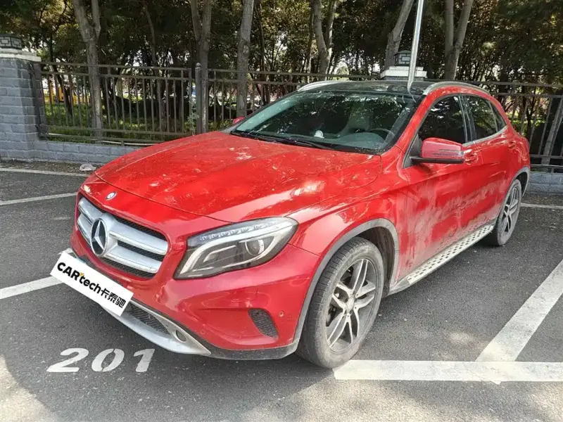 Mercedes-Benz GLA