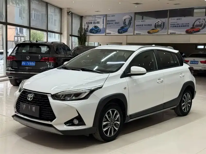 Toyota Yaris L