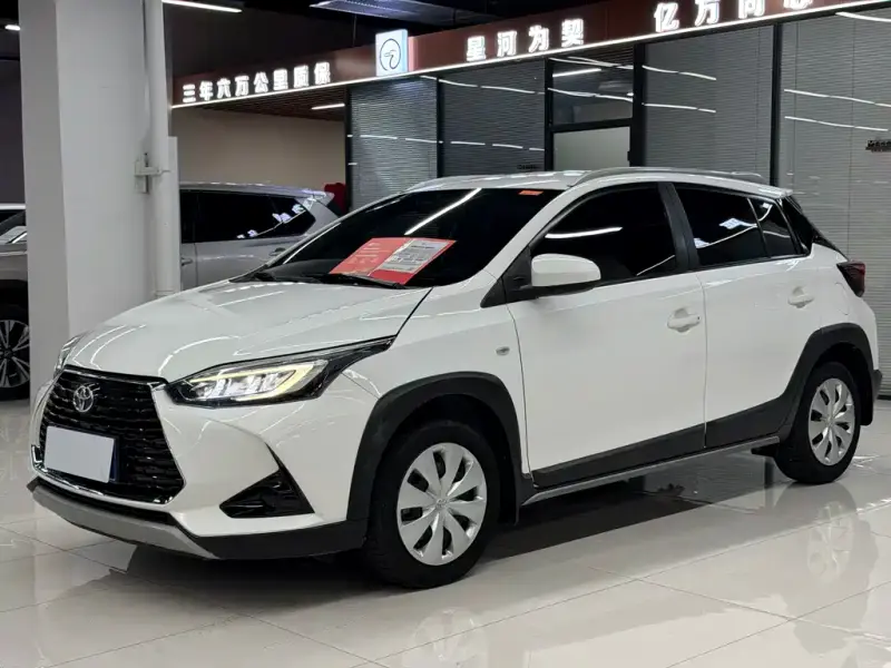 Toyota Yaris L