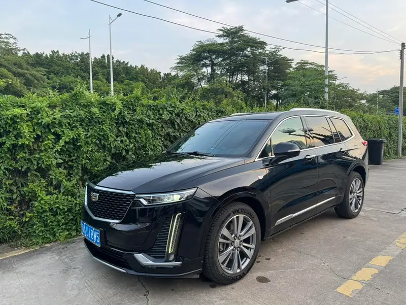 Cadillac XT6