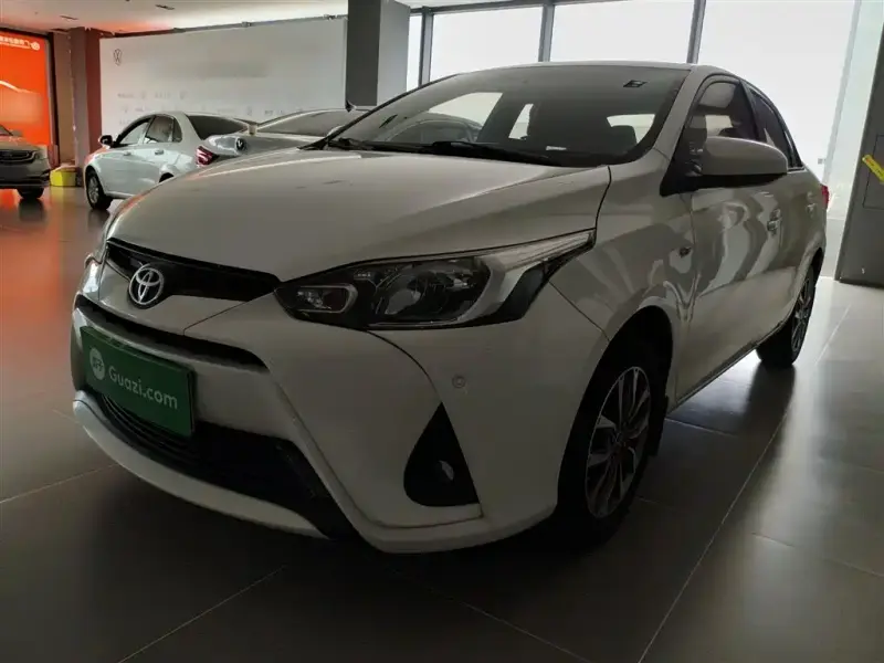 Toyota Yaris L