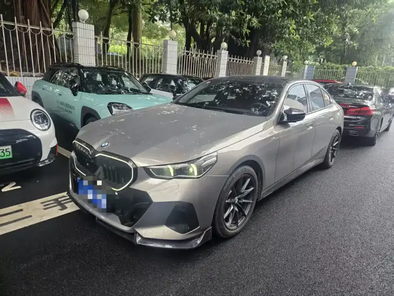 BMW 5 Series (Import)