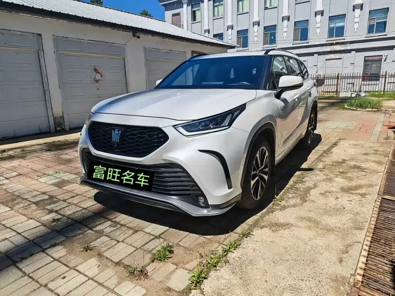Toyota Crown Kluger